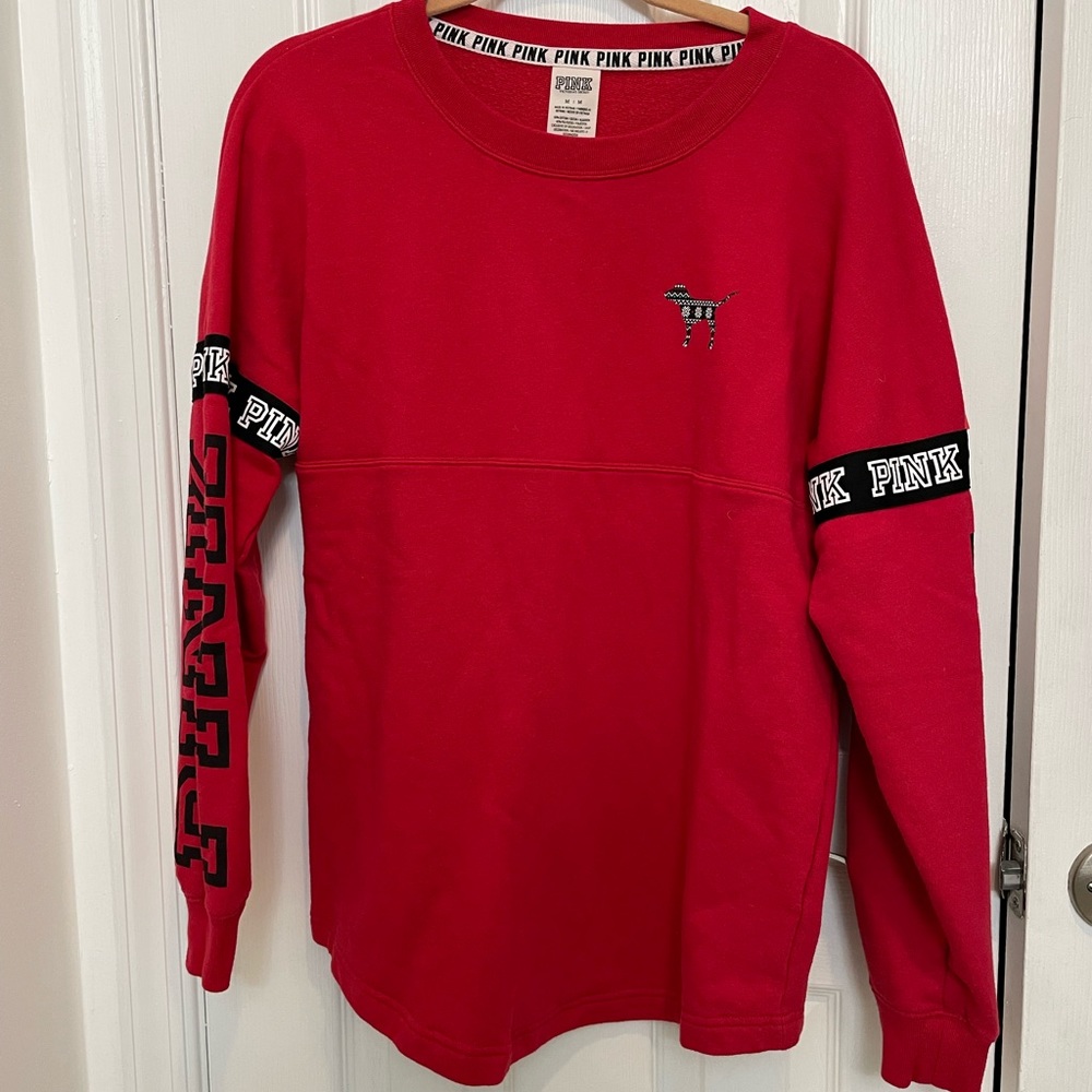 PINK | Comfortable Vibrant Red Size M